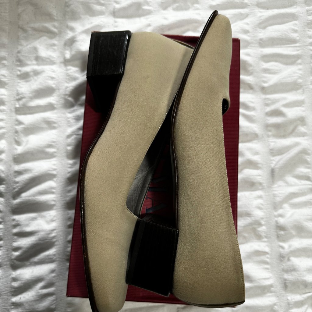 New - Vintage Women's Italian Dress Shoes- Bruno Magli Fabric Heels